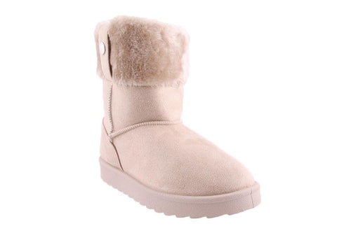 womans ugg boot