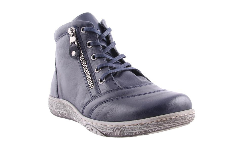Ladies leather lace up casual