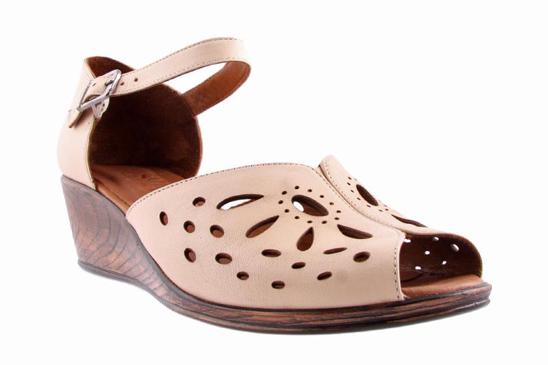 Ladies leather wedge sandal