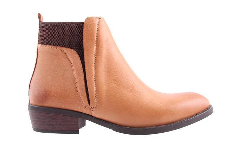 Ladies leather ankle boot